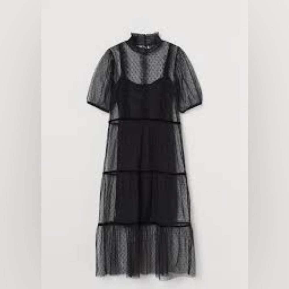 H&M Divided Mesh Dotted Knee-length dress. Slip NOT included